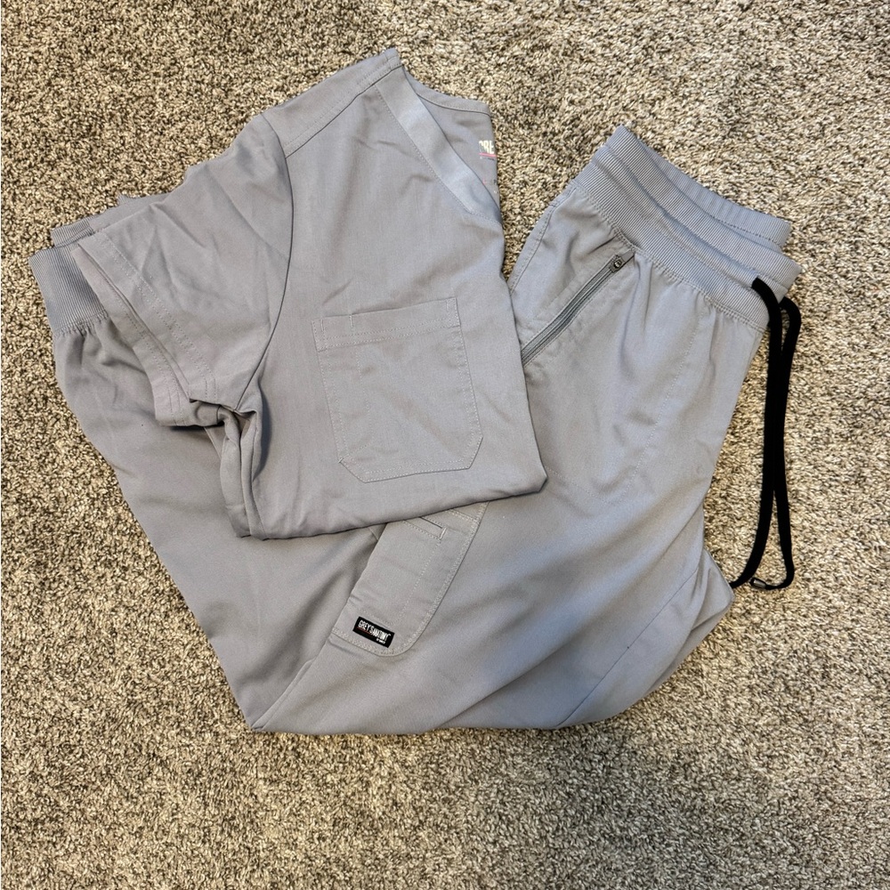 Grey's Anatomy Light Gray Scrubs Set